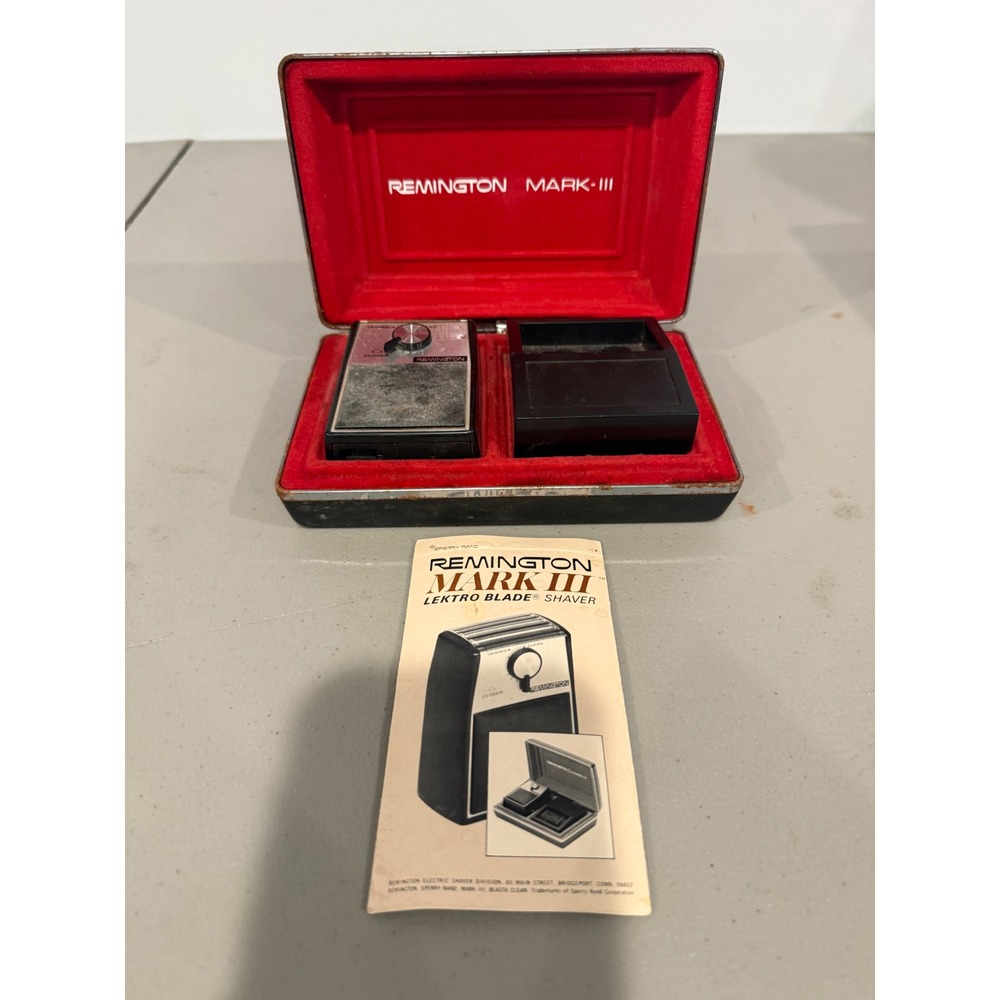 Remington Mark III Electric Shaver Mens OS Black Vintage Americana Grooming Kit